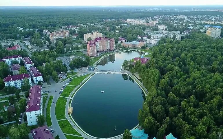 Зеленодольск волга. Зеленодольск татарстан республика. Татарстан зеленодольск озеро зеленодольский. Население города зеленодольск. Зеленодольск волжск.