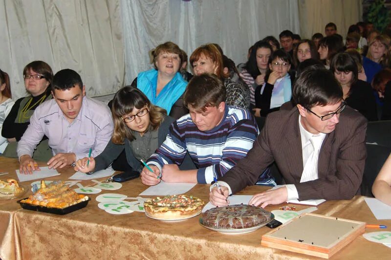 Сайт лукояновского педагогического колледжа. Лукояновский пед колледж. Лукояновский Губернский колледж. Лукояновский педагогический колледж общежитие. Директор Лукояновского педагогического колледжа.