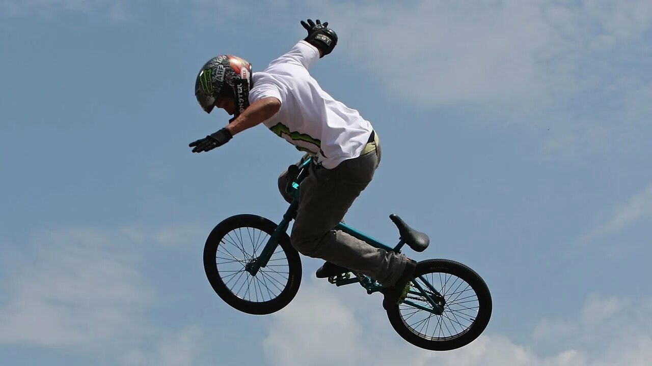 Дэйв волкер bmx. Дэйв мирра могила. Dave mirra bmx. Dave freimuth bmx. Бмх найк.