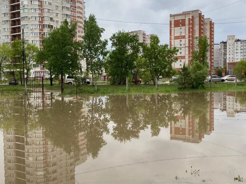 Дождливый Ногинск. Мытищи улицы дождь. Бердск после дождя. Нижний Новгород потоп после дождя. В каком районе дождь