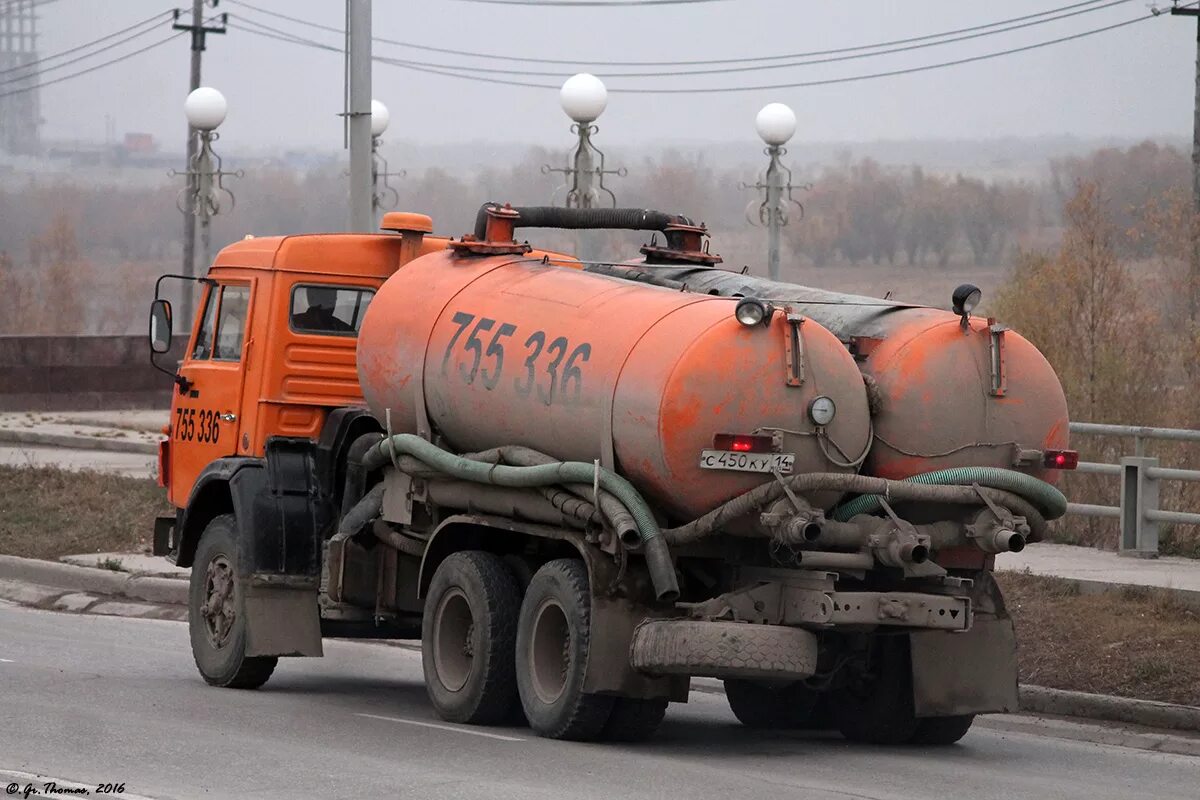 Сорок лет говновозом
