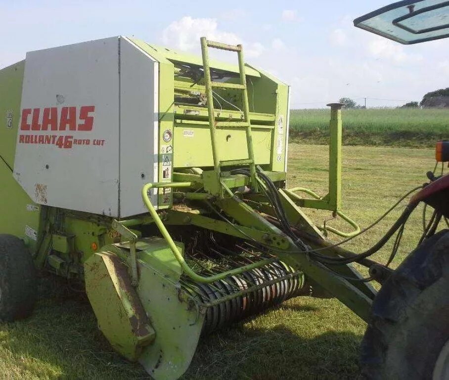 Лучший подборщик. Пресс-подборщик CLAAS Rollant 46. Пресс-подборщик рулонный class 110. CLAAS 46 пресс подборщик для сена. Пресс-подборщик CLAAS Rollant 205.