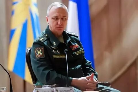 Главнокомандующий группировкой войск