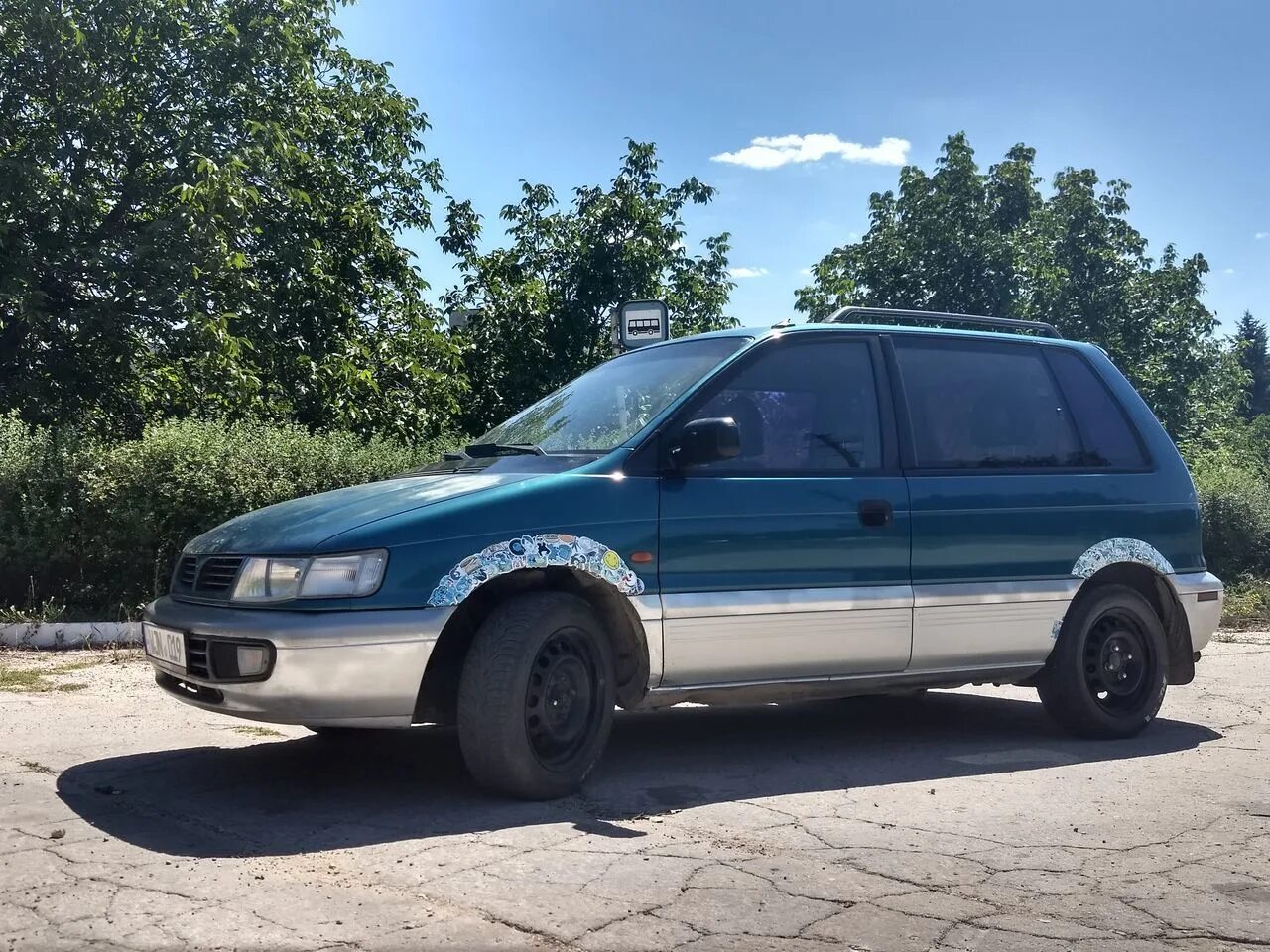 Мицубиси раннер. Mitsubishi Space Runner 1998. Мицубиси Спейс раннер 1998. Mitsubishi Space Runner 1.8. Mitsubishi Space Runner 1995 4wd.