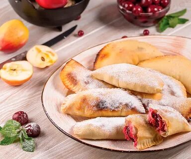 Пресное тесто с яблоками