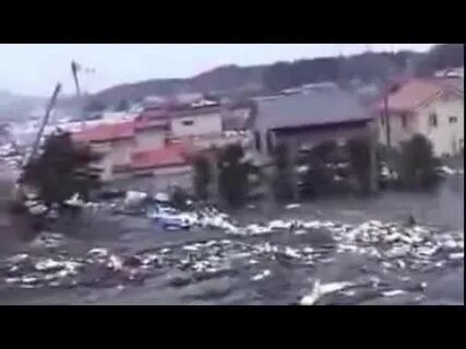 Цунами видео очевидца