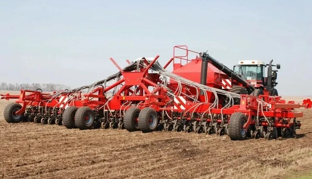 Сельхозтехника по лизингу. Трактор case ih9370 колесный. Трактор в лизинг. Грабли сенокосные тракторные. Нью холланд 8040 комбайн.