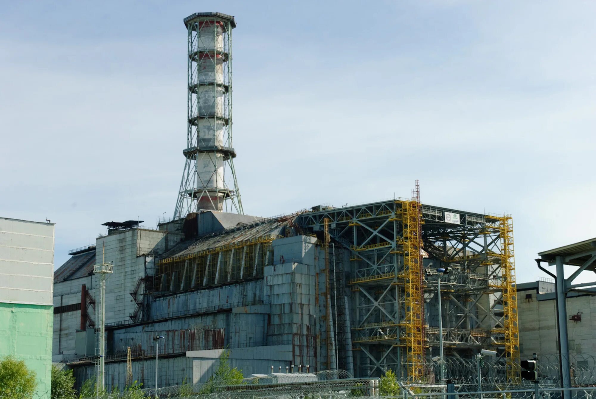 Ч аэс. Город припять 4 энергоблок. саркофаг чаэс 2025. 4-й энергоблок чернобыльской аэс. чернобыльской аэс (вид на аэс).