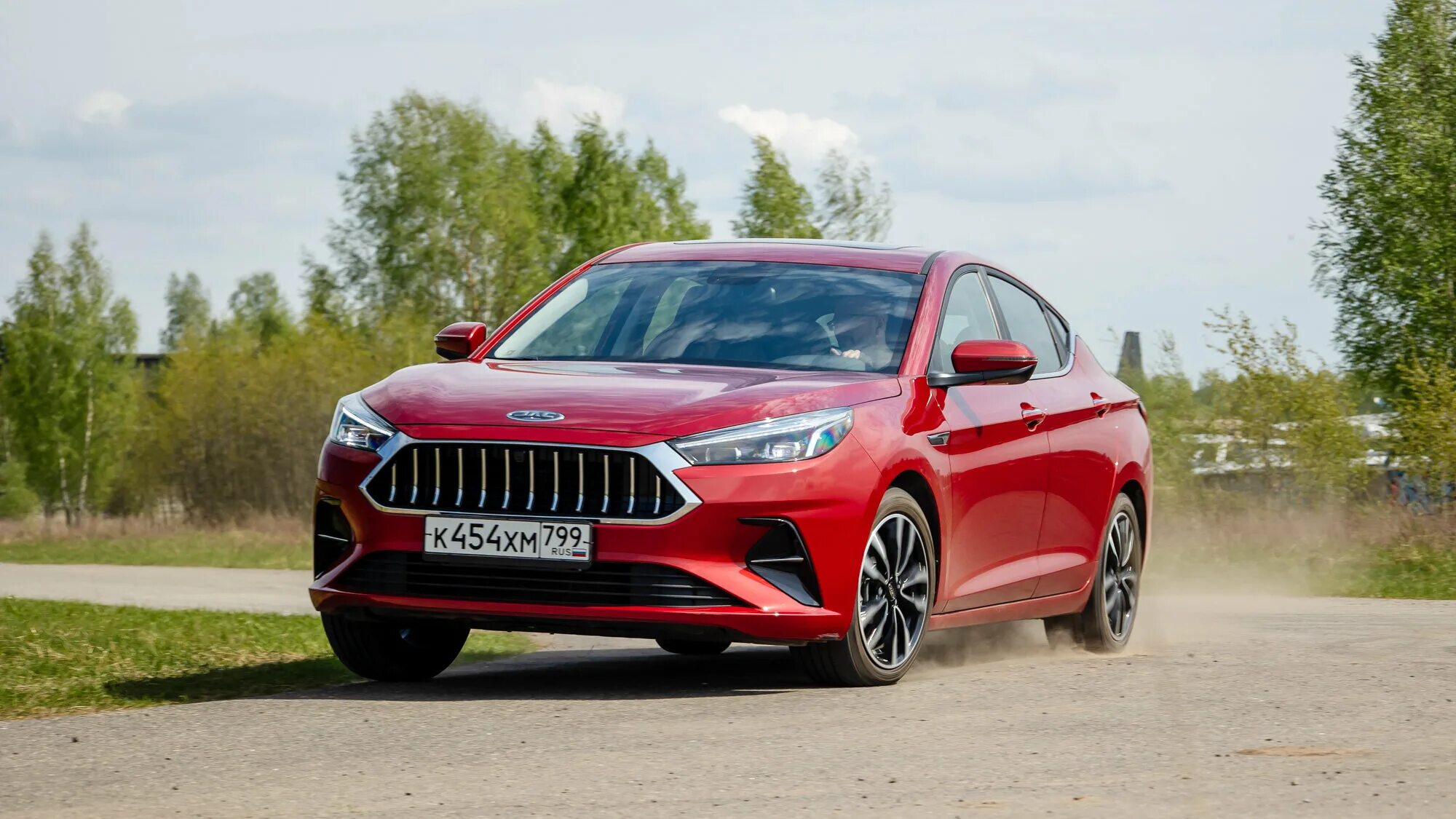 Тест драйв j7. Jac s7 2021. Китайский лифтбек jac j7. Jac j7 тест драйв. Кроссовер jac x7.