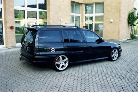 Сексуалды брюнеткалармен порно