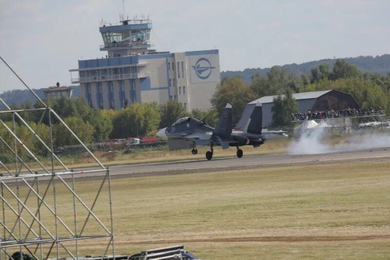 Самолет ёжик истринского завода. «иннополис» аэродром экспериментальной авиации. Тбилисский авиационный завод аэродром. Самолет т-500 (мв-500). Экспериментальные самолеты россии.