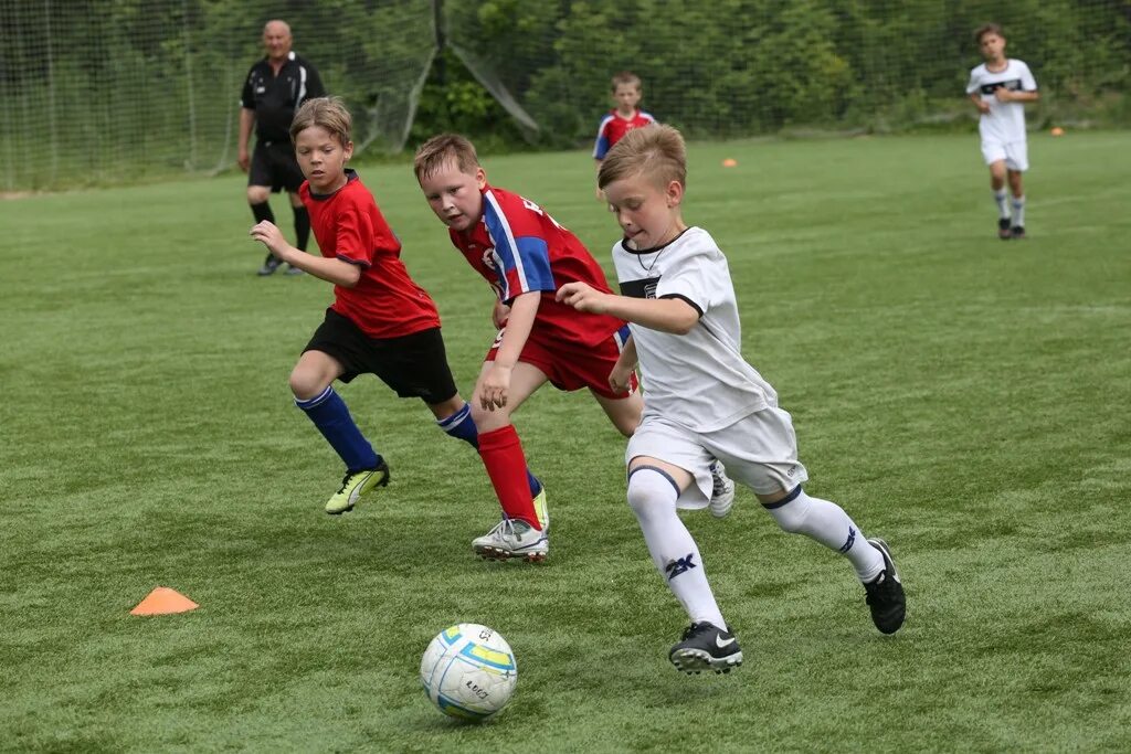 Радий нижний новгород футбол. Радий 2. Радий нижний новгород. Радий 2. Футбол радий-2007 нижний новгород.