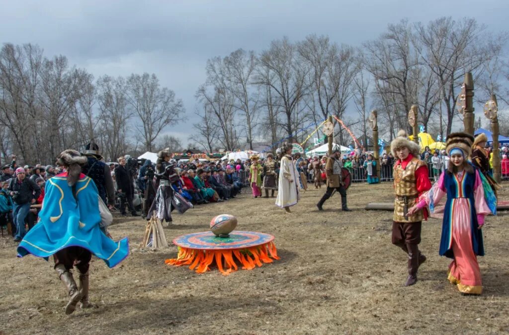 Чыл пазы Хакасский новый год. Чыл пазы Хакасия. Праздник Чыл пазы у хакасов. Традиции Хакасского народа праздник Чыл-пазы. Чил пазы 2024