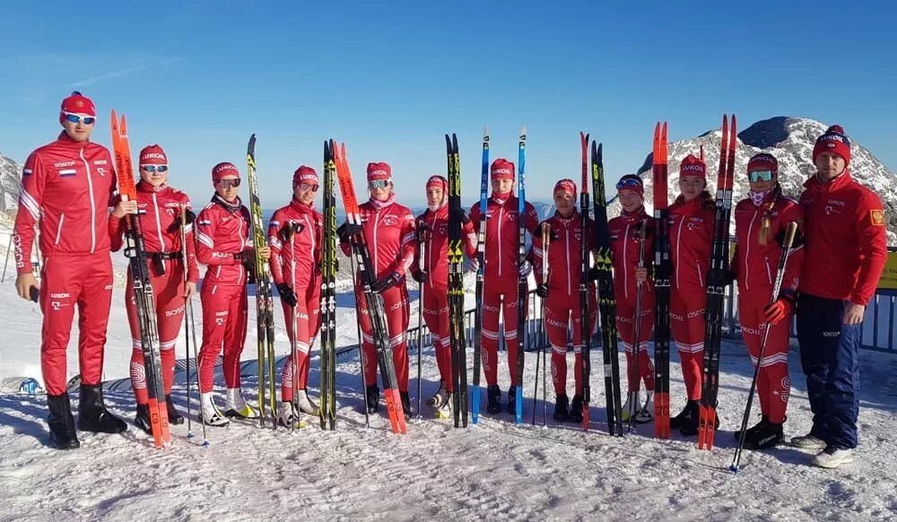 лыжные гонки. сборная россии по лыжным гонкам 2021-2022. состав лыжной гонки. лыжи спорт. лыжный спорт в россии.