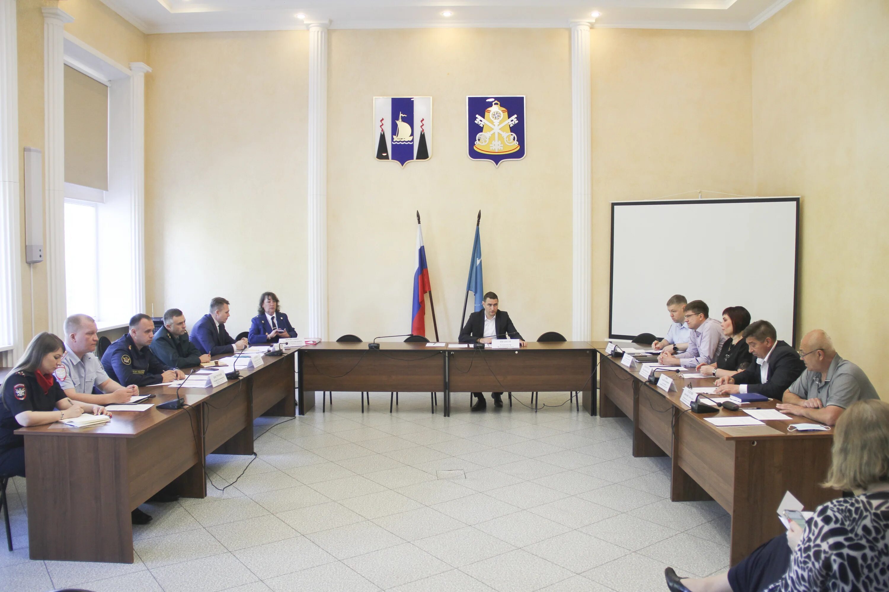 корсаков школа 1. новости корсаков сахалин. медалисты школ корсакова 2020г. заседание городской межведомственной комиссии ростов. нынешний мэр корсакова сахалинской области.