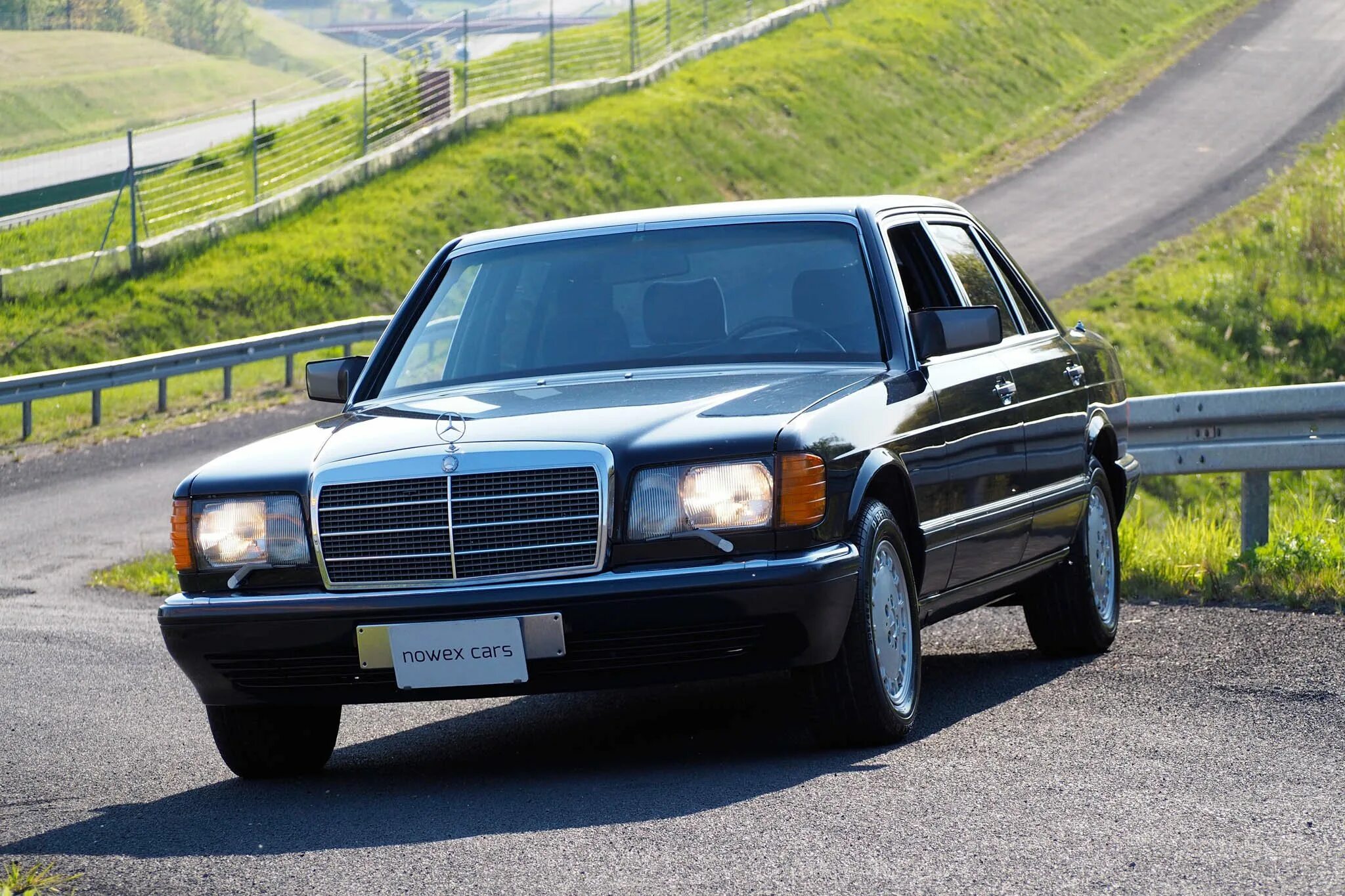 Купить старый мерседес. Mercedes-Benz 500 sel. Mercedes-Benz w126. Мерседес w126 sel. Мерседес Бенц w116.