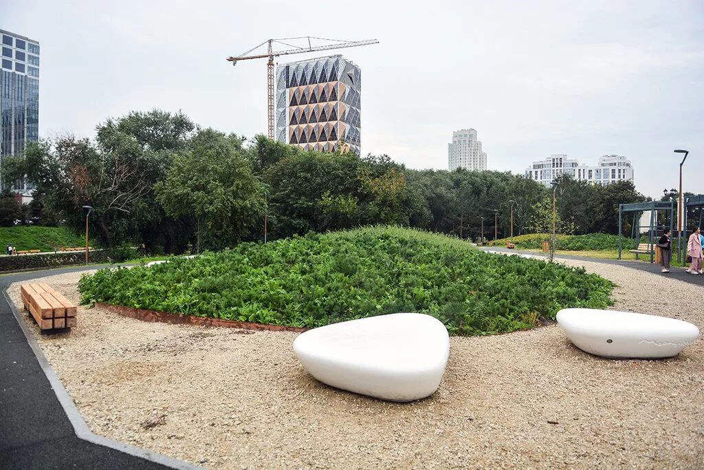 Отдел благоустройства екатеринбург. Верхний тагил парк. Отдел благоустройства екатеринбург. Улица академика бардина екатеринбург. Цветники города екатеринбурга.