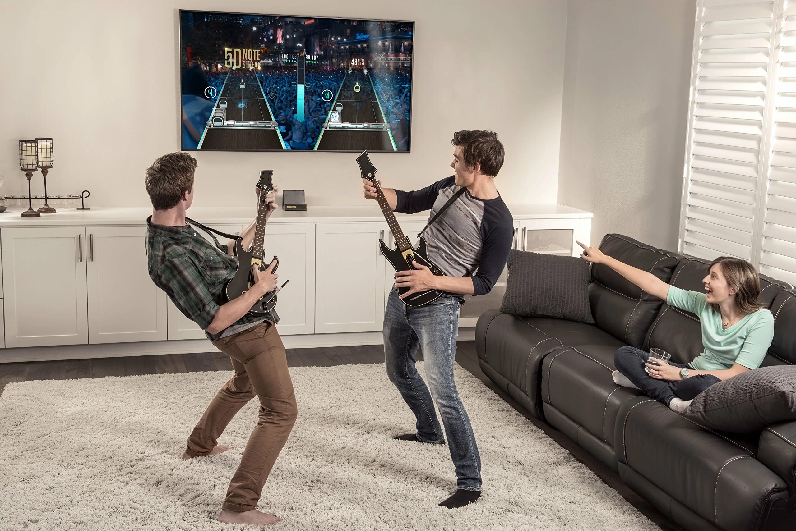 Лучшие игры для подростков. Guitar Hero Live Xbox 360. Сони плейстейшен гитархироу. Гитара для PLAYSTATION. Крутые игры для подростков.