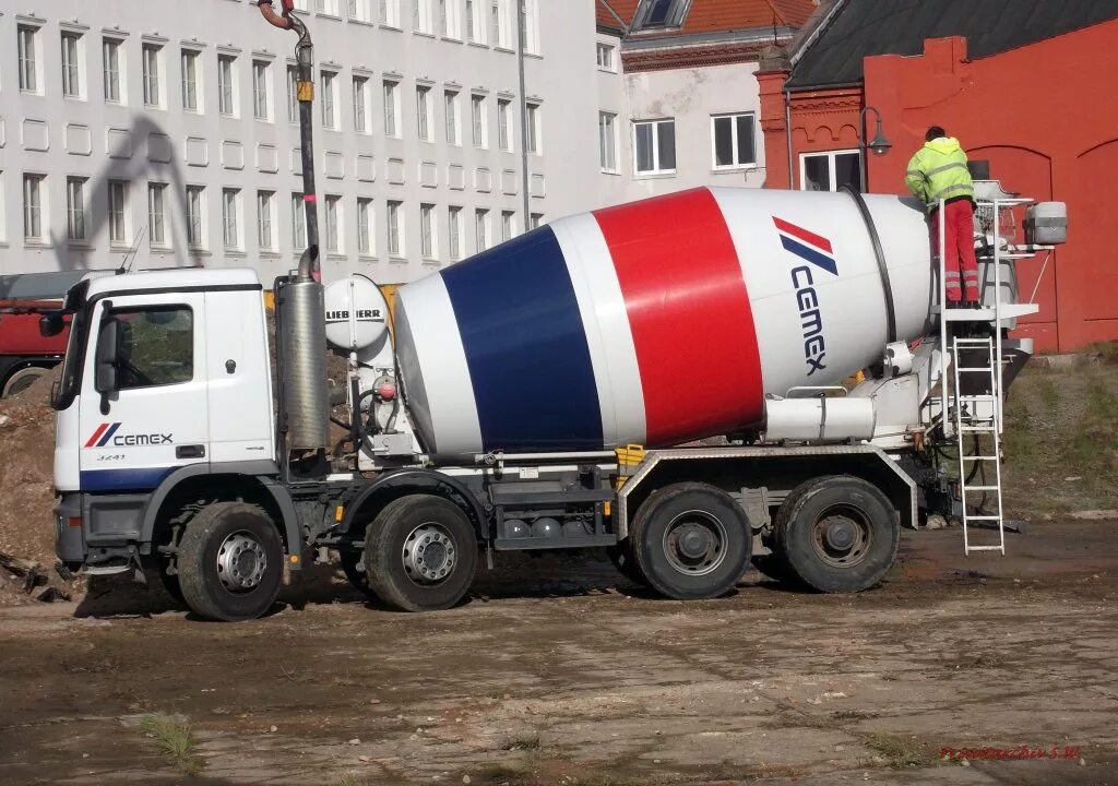 Готовый бетон с доставкой. CEMEX бетонный завод. Бетон м200. Бетон CEMEX Pro. Автобетоносмеситель.