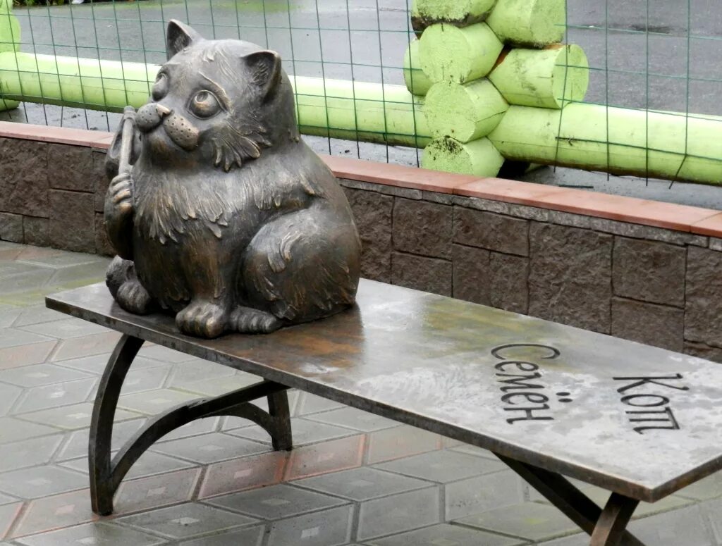 Памятник коту семёну в мурманске. Памятник коту семену. Памятник коту семёну в мурманске. Памятник коту семёну в мурманске. Кот семён мурманск.