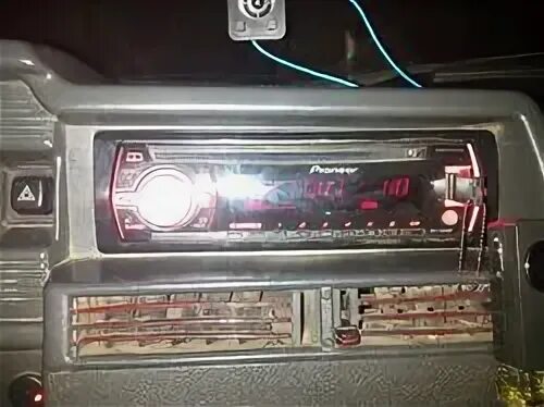 магнитола тихо