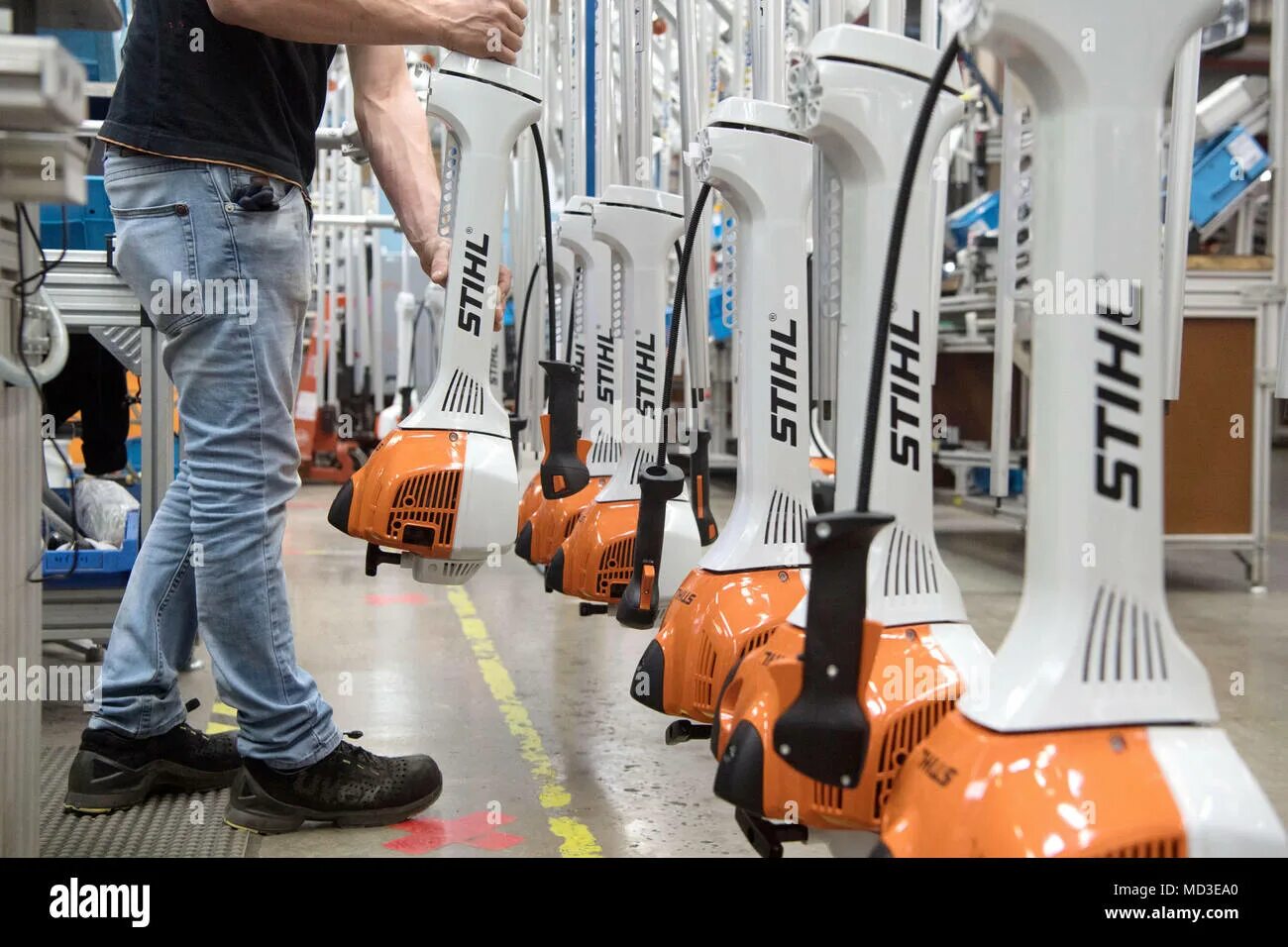 Вайблинген штиль. Waiblingen завод Stihl. Магазин Stihl. Завод Stihl в Германии. Штиль производство