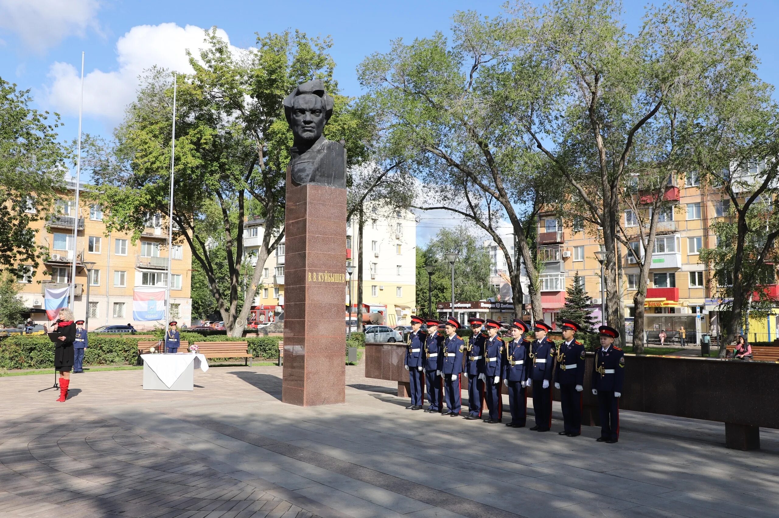 Куйбышев р в. Сквер речников самара куйбышевский. самара куйбышевский район 116 км. куйбышева 116 самара. сквер аксакова в самаре.