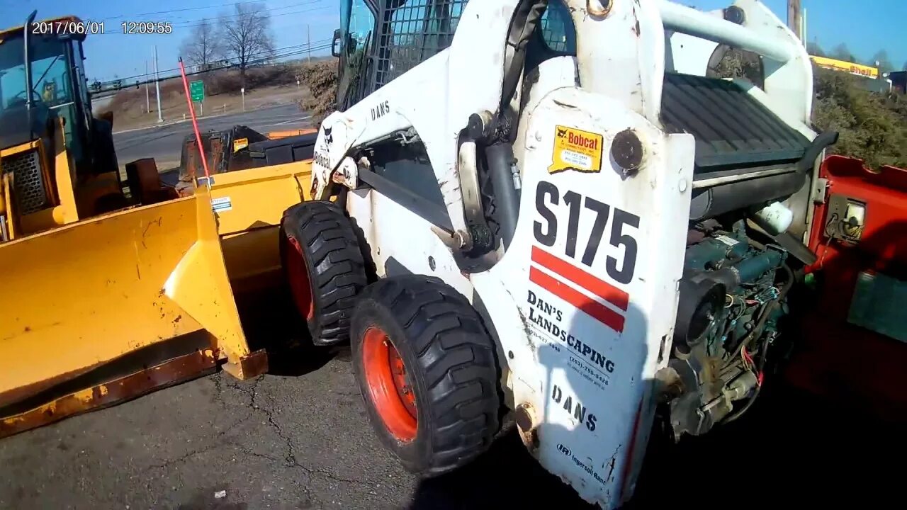 Двигатель bobcat. 1999 Bobcat 743. 7023589 Bobcat. Погрузчик Бобкэт топливный бак. Полнопоточный фильтр гидравлического масла Бобкэт т 770.