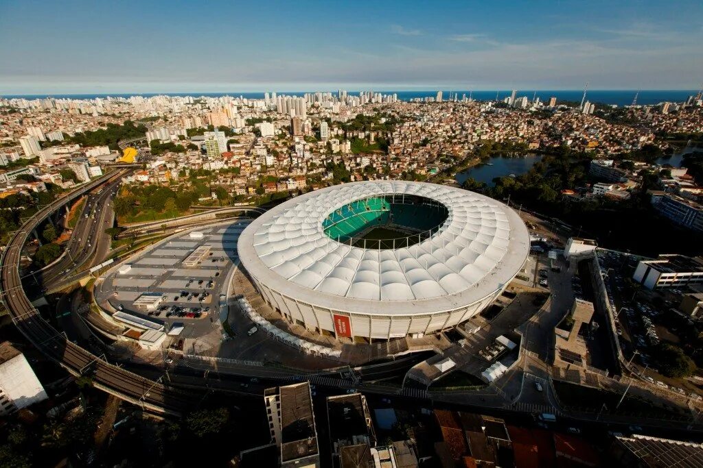 Стадионы Сальвадор Бразилия. Арена Фонте-Нова. Фонте Нова стадион. Itaipava Arena Fonte Nova. Кому принадлежат стадионы