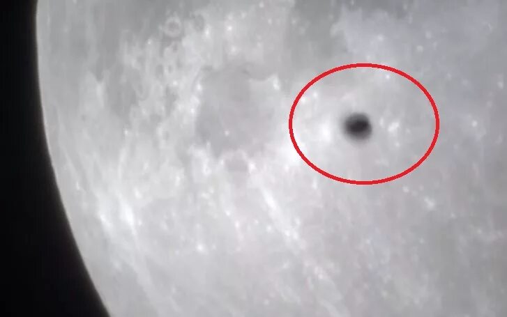 Видео снятой луны. НЛО возле Луны. Неопознанный объект около Луны. Съемка НЛО около Луны. Две Луны снятые на камеру.