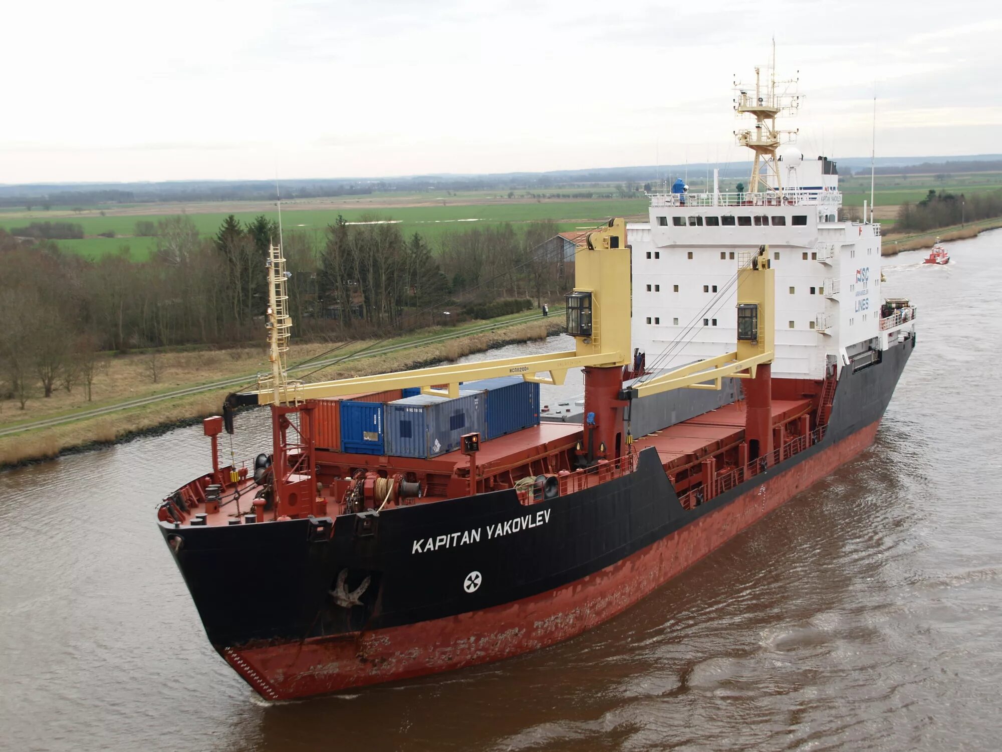 Вечерняя ялта летом. Судно асанда. Шипспоттинг. Корабль шведских вмс. Судно размагничивания ср134.