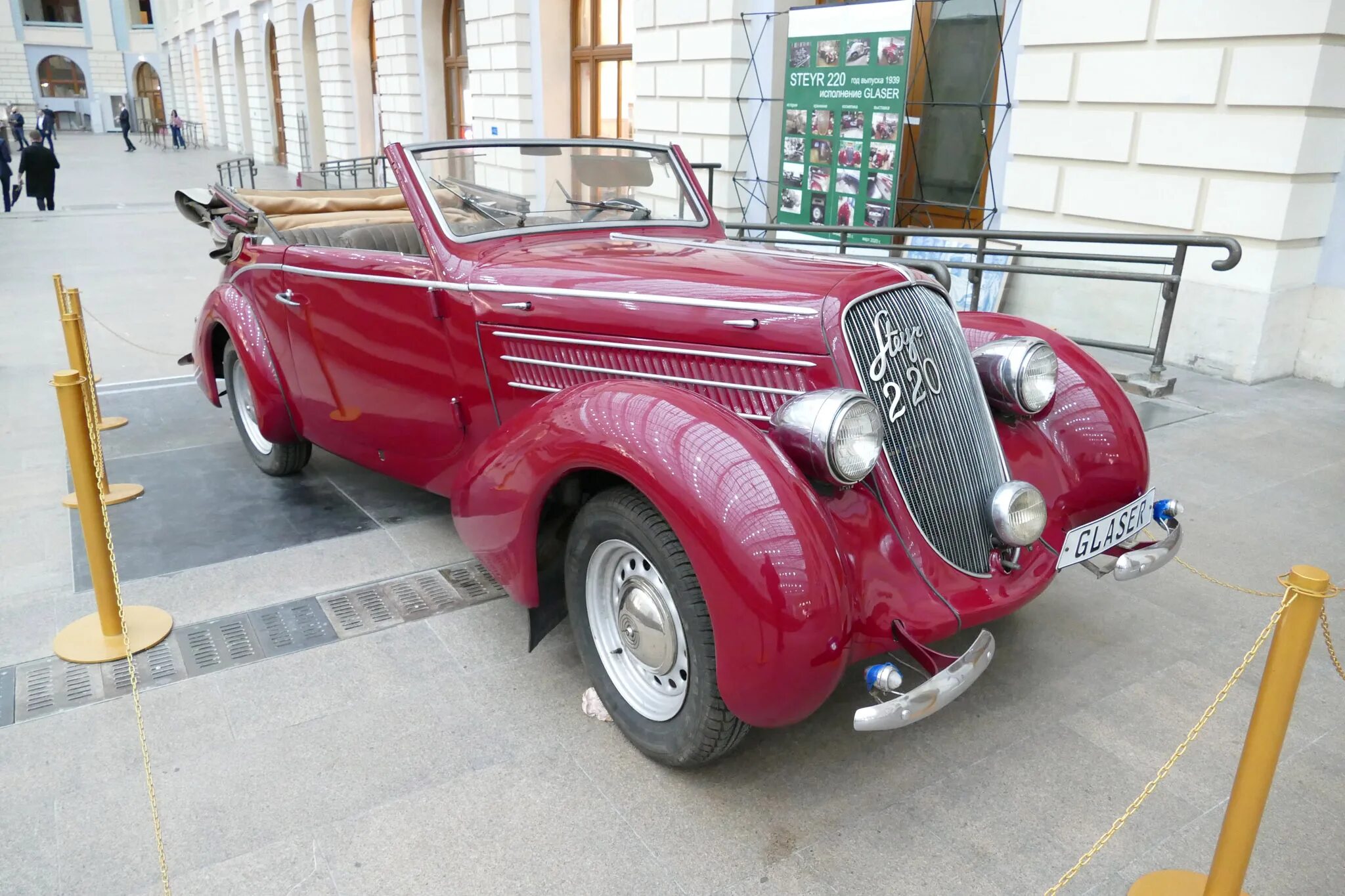 Steyr daimler. Steyr 220 cabriolet. steyr daimler puch кабриолет. steyr daimler puch 1939 кабриолет. steyr 220 1938.