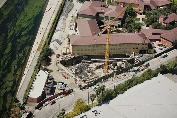 Lotte world tower внутри. Arc engineering. Здание студии dreamworks. Сварка. Arc engineering.