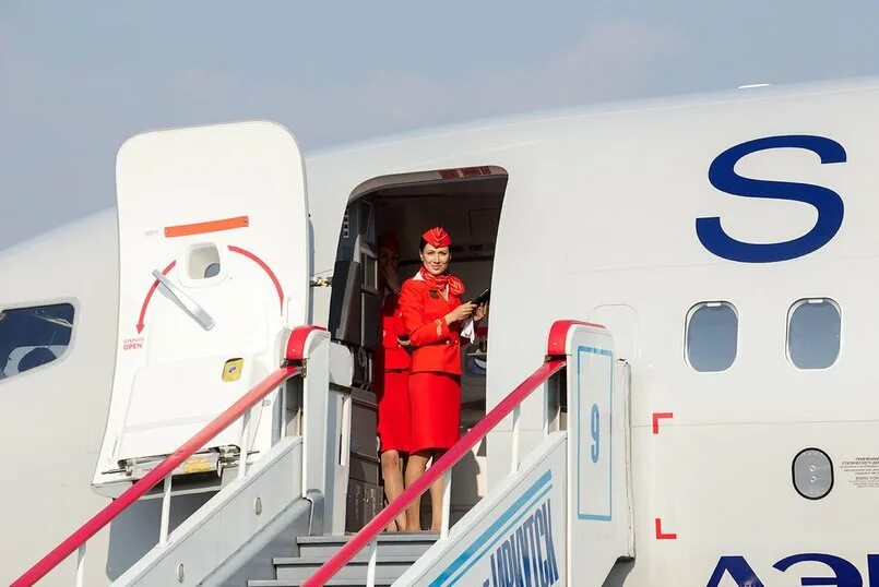 Куда улетают. Куда можно улететь. Куда сейчас можно улететь. Куда улететь из иркутска. Дешевые авиабилеты.