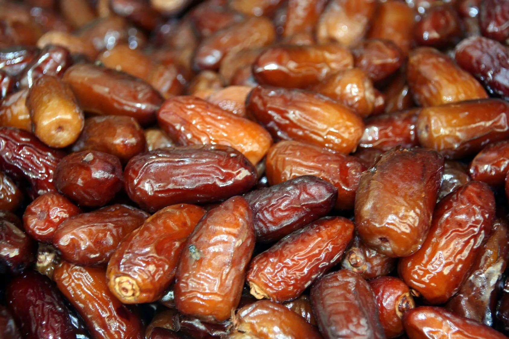 Dates picture. Финики hurma хурма. Финики меджул. Арабский хурма финик. Финики рутаб.