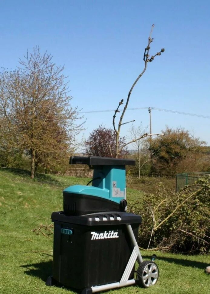 Измельчитель веток makita ud2500. Измельчитель веток макита. Makita ud2500, 2500вт. Измельчитель веток makita ud2500. Измельчитель веток макита.