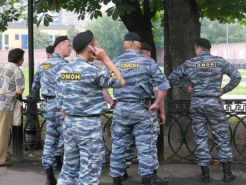 Образцы формы омон. Парадная форма омон. Омон волжский волгоградская область. Современная форма омон. Берет омон.