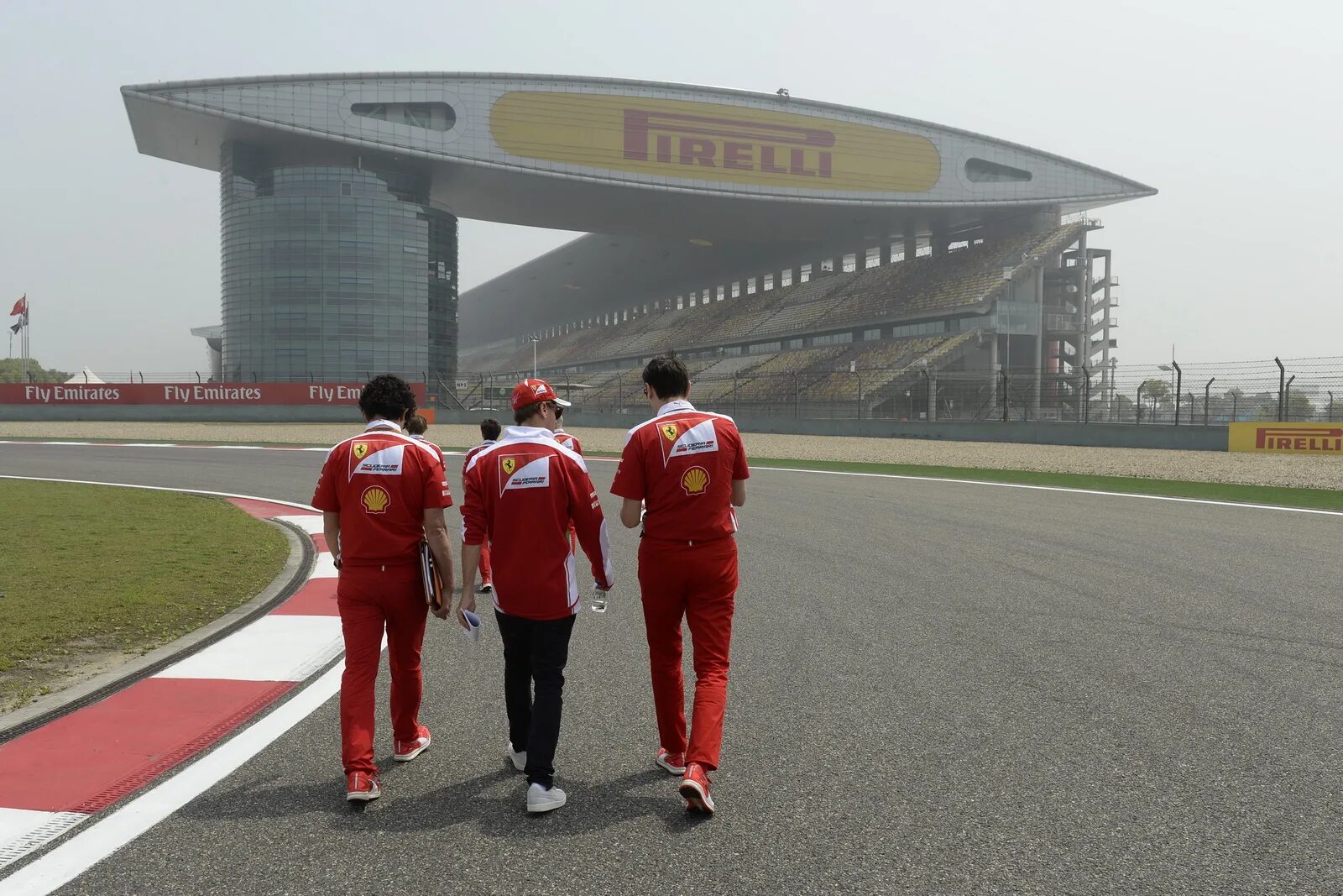 Формула 1 китай гонка. Гран при Китая трасса. GP Китай. Гран при Китая 2024. Lingyun Technology 2014 China.