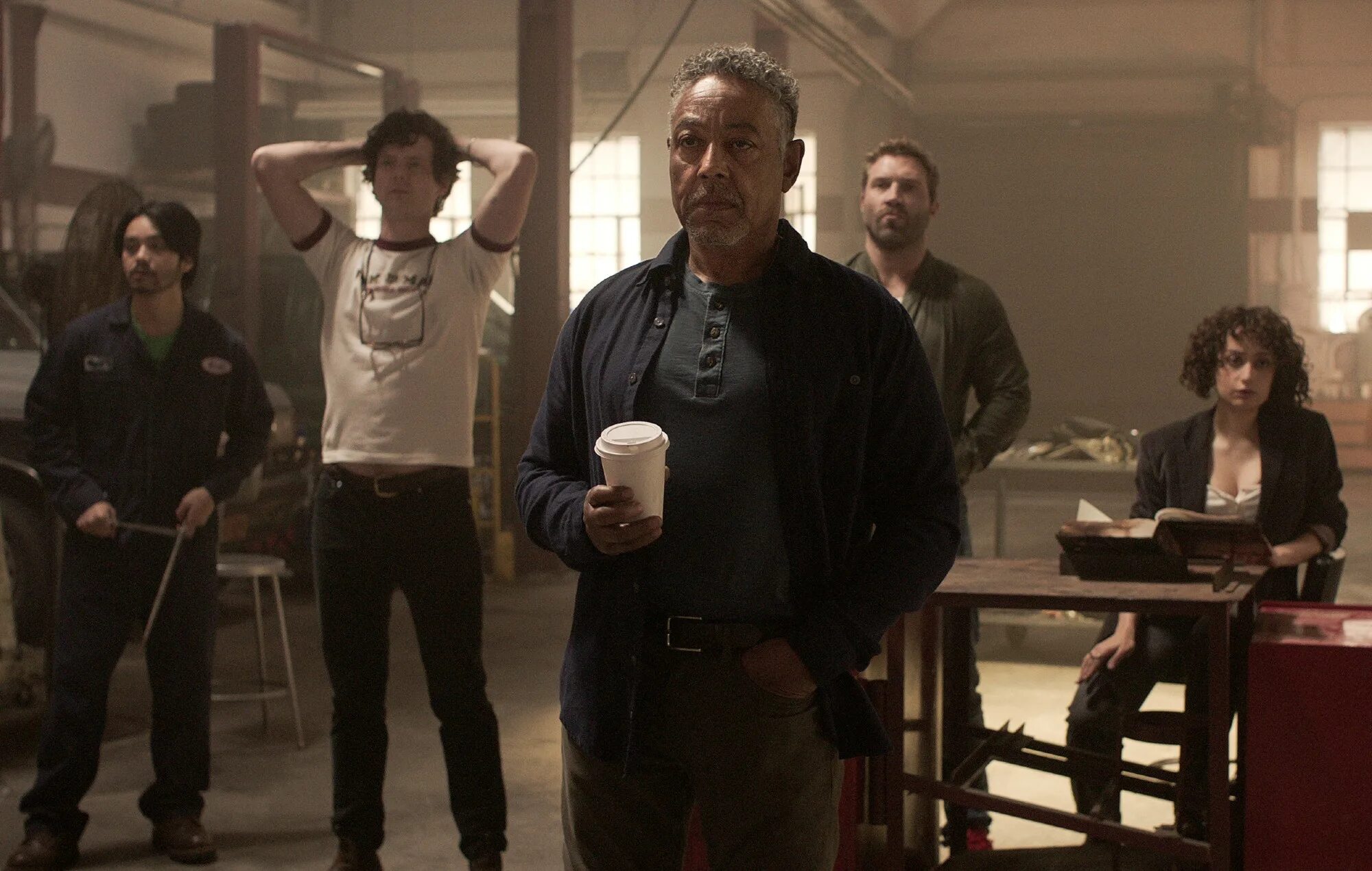 Психологический триллер нетфликс. Netflix лучшее 2023. Netflix tv. Калейдоскоп / kaleidoscope (2023). Netflix лучшее 2023.