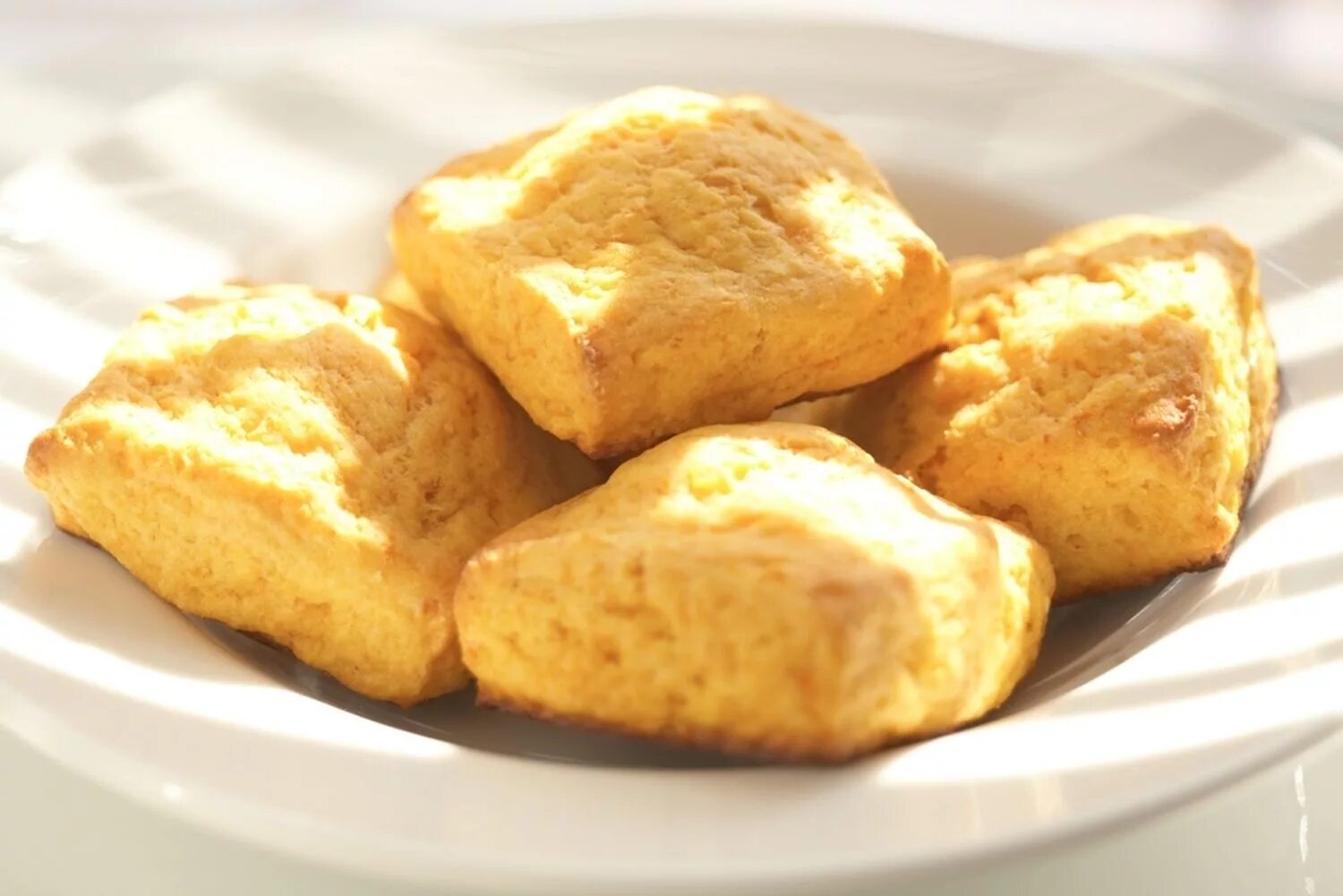 Печенья картошка с начинкой. Картофельное печенье. Печенье из картофеля. Печенье из картофельного пюре. Печенюшки из картошки.