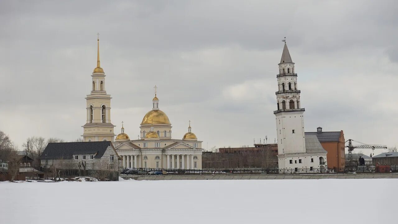 Невьянская башня невьянск. Невьянская наклонная башня. Тур невьянск. Невьянская башня невьянск. Наклонная башня демидовых в невьянске.