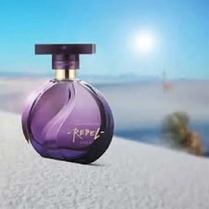 Avon rebel. Rebel Avon духи. Парфюмерная вода far away Rebel. Far away Eau de Parfum Avon 10 мл. Fly away духи.