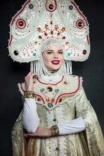 Кокошники народов