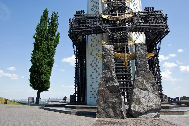 музей голодомора киев недостроенный. памятник жертвам голодомора украина. памятник голодомору в киеве. мемориал жертвам голодомора. мемориал голодомора киев.