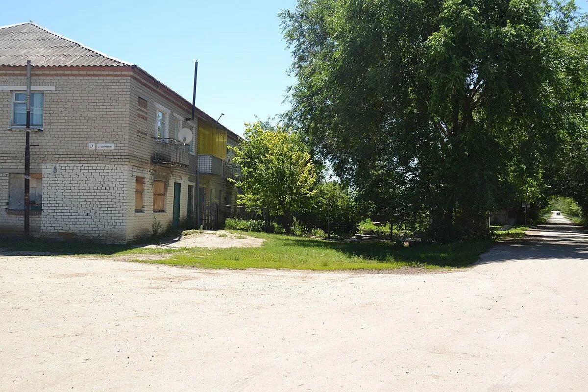 Останкино в лобне. Совхоз 15. Водонапорная башня круглая. Совхоз 15 лет октября саратовской области. Центральная усадьба совхоза 15 лет октября саратовский район.