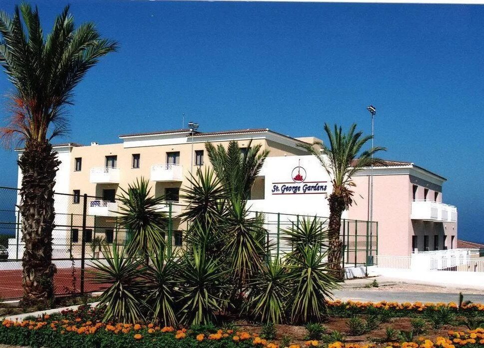 George beach фото. St george hotel 4. St george hotel. Кипр отель святого георгия. Хлорака кипр.