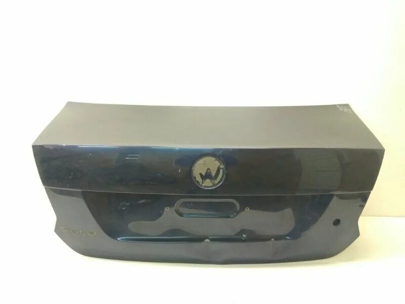 6ru827025f vag крышка багажника. 6ru827025f. 6ru827025f без отверстия. Фольксваген поло задний багажник. Поло фольксваген 2022 крышка багажника.