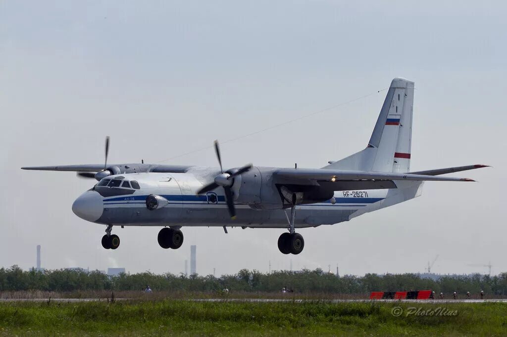 Чввакуш авиашоу челябинск. Сгоревший самолет в шереметьево видео. Авиакатастрофа сухой суперджет 100 в шереметьево. Самолеты чввакуша. Пожаре ту-154 в аэропорту сургута.
