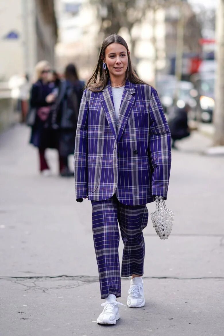 Оверсайз одежда женская. Классика оверсайз. Стиль оверсайз классика. Классика оверсайз. Оверсайз классика.