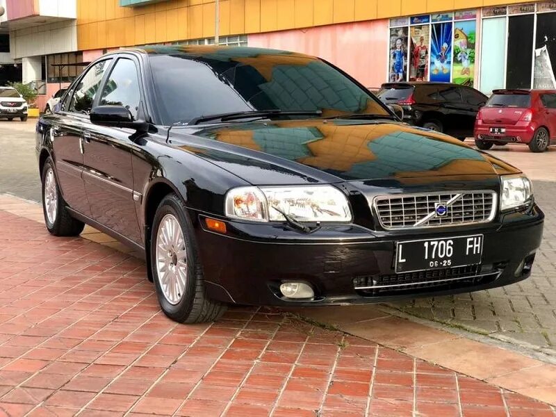 Volvo s80 2005. Вольво s80 2005 тонированная. Volvo s80 2005 тюнинг. Volvo s80 2005 Police Russia.